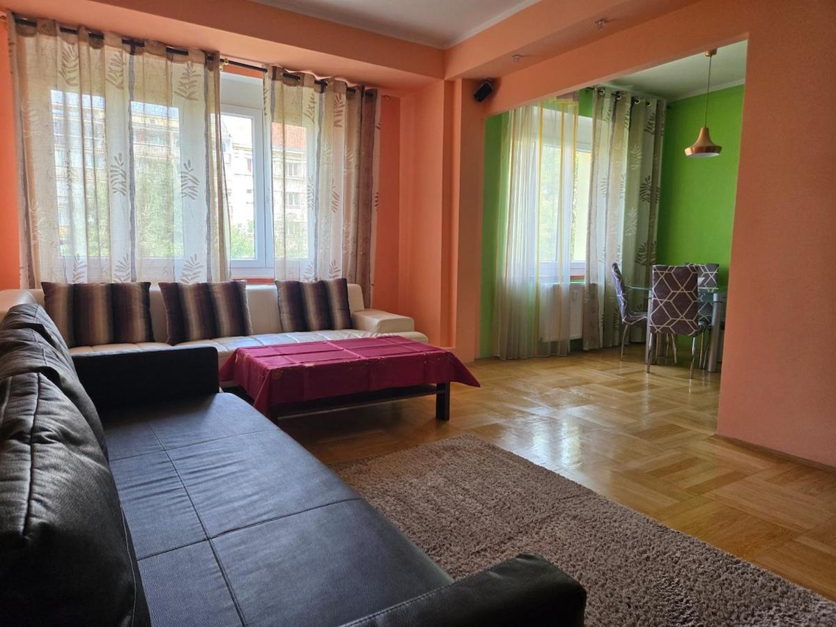 Spacious Two-room In Prague